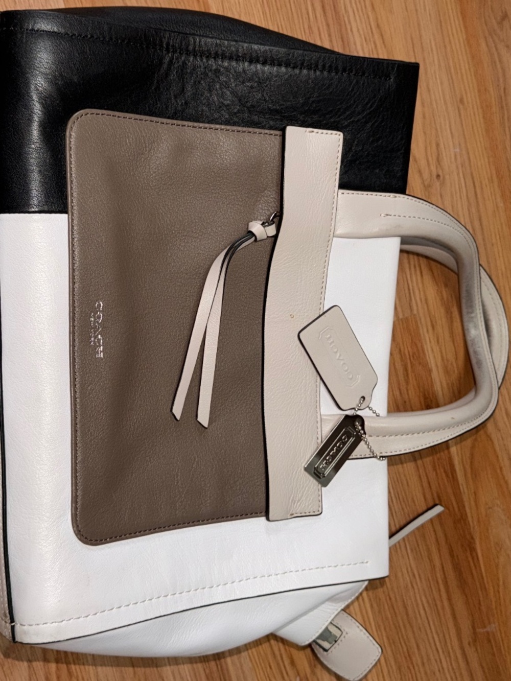 Coach Bleecker Riley Colorblock Leather Carryall 30150 – Black White Taupe